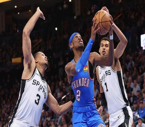 不容易，雷霆賽季第四戰馬刺終于取勝