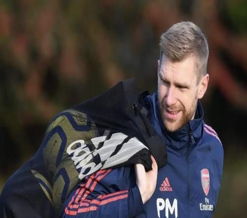 TA：在阿森納內部，對默特薩克來說并不存在清晰的晉升通道