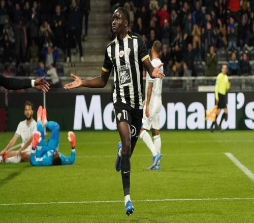 斯基拉：水晶宮與謝里夫達(dá)成初步協(xié)議，他們?cè)谏钊胝勁?/>
                                </a>
                            </div>
                            <div   id=