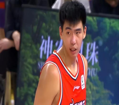 廣東宏遠今日早報！徐杰重返男籃，朱芳雨回購徐昕，麥考爾將復出