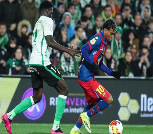 22歲天才神了：4場(chǎng)造7球，國(guó)王杯8強(qiáng)誕生，巴薩晉級(jí)，皇馬出局