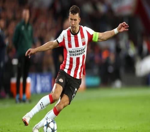 羅馬諾：佩里西奇愿意回歸國米，但PSV態度強硬不想放人