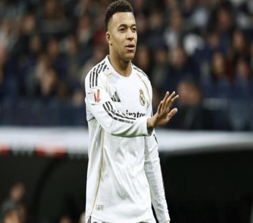 隊報：皇馬有人認為姆巴佩應承擔風險，阿隆索曾跟他提出打封閉