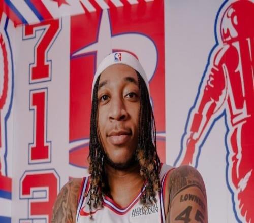 連續(xù)4場進(jìn)輪換，4場0失誤！火箭隊第4控衛(wèi)崛起，29歲射手連遭雪藏