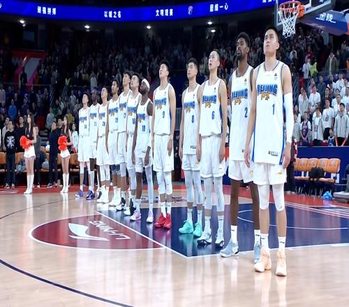 慘敗19分！北京揪最大戰犯，空籃不進忙活半天只搶1板，軟如面條