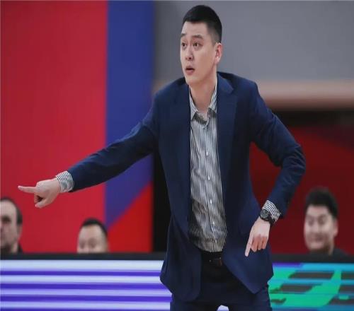 曝遼寧將裁掉亨特！僅打了3場比賽，楊鳴繼續(xù)尋找外援