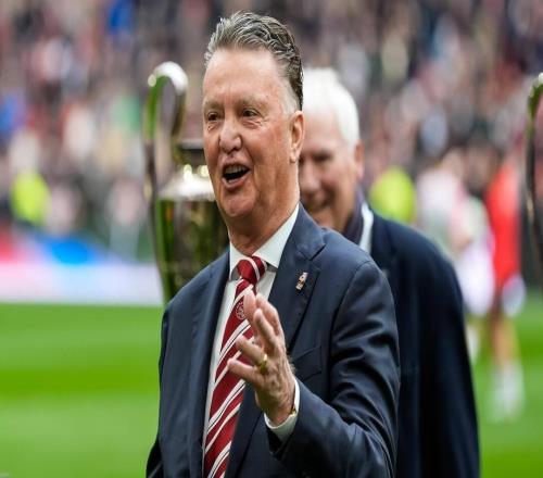 德天空：法蘭克福有意邀范加爾執教，克勒舍認為其執教風格很有吸引力