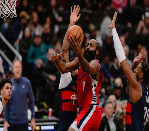 快船豪取6連勝！小卡傷缺逼出哈登殺手锏狂轟36分7板9助夢回巔峰