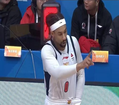 朱芳雨賭對了！廣東1米92新后衛打出身價，杜鋒為他放棄徐杰