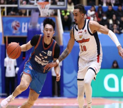 幸虧沒去廣東！19歲菜鳥打成四川小外援，場均得分高于徐杰胡明軒