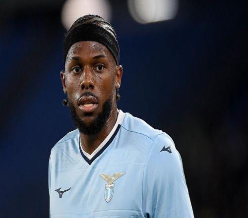 意媒：塔瓦雷斯被推薦給羅馬，但與藍鷹的死敵關系讓羅馬放棄