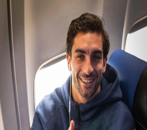 巴薩賽前發文有鯊出沒，皇社賽后：看錯了吧，是葡國軍艦水母