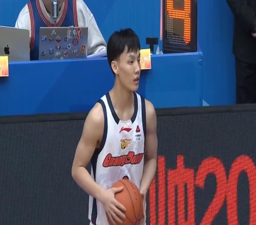 破案！胡明軒狀態(tài)一好，徐杰卻又擺爛原因找到，媒體人說出大實話