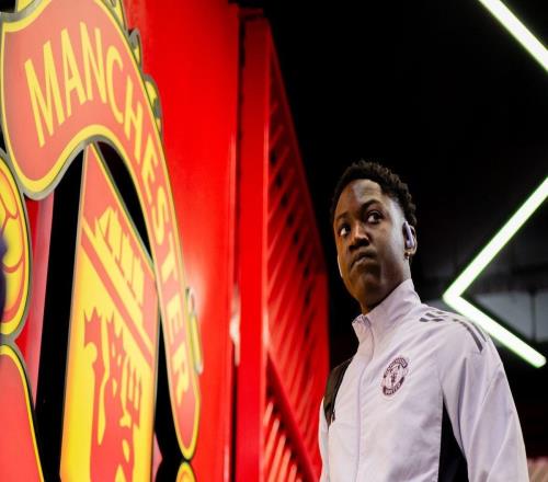 鏡報：梅努和卡里克溝通后改變立場，冬窗留在曼聯(lián)成定局