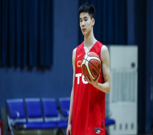 轟30+6+6抗衡郭艾倫！國產(chǎn)東契奇再爆發(fā)他若與徐昕搭檔會很美嗎