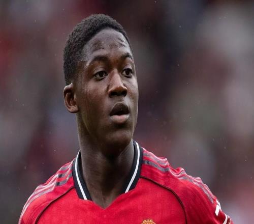 衛(wèi)報(bào)：曼聯(lián)準(zhǔn)備為梅努提供豐厚合同，周薪將達(dá)到15萬(wàn)鎊