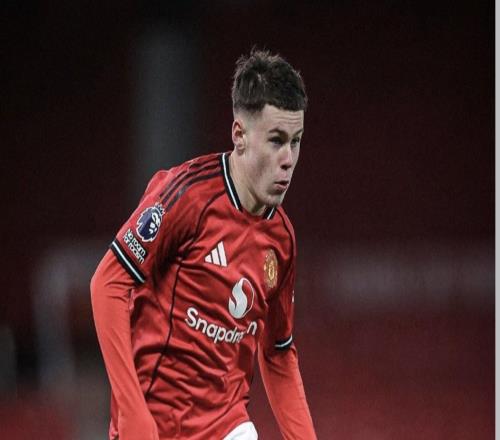 魯尼曬兒子老特拉福德首秀照片：為你感到驕傲，凱