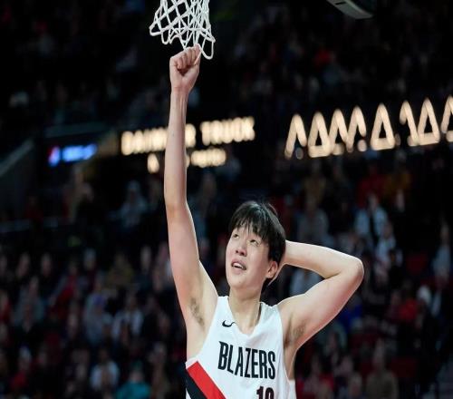 11正負值全場最低，楊瀚森半場6分33秒1中0得0分3板1失誤