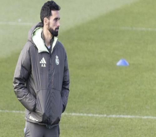 不怕窺探，世體：阿韋洛亞恢復(fù)球隊(duì)前往歐冠對手主場進(jìn)行訓(xùn)練