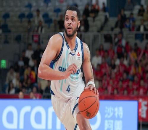 68分創(chuàng)賽季最低！青島慘負寧波韋瑟斯龐29分下半場僅5分