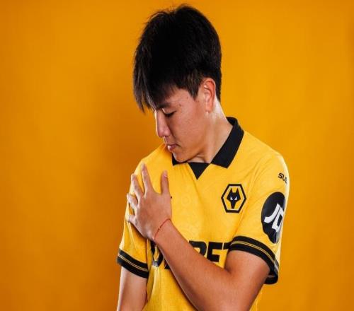 徐彬加盟狼隊(duì)官宣！王鈺棟曾拒歐洲豪門，范志毅李瑋鋒點(diǎn)評(píng)太扎心