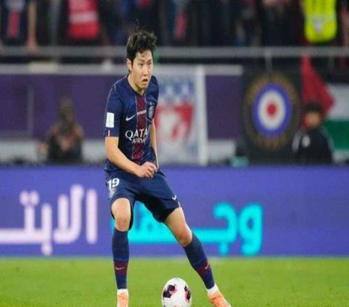 巴黎拒絕放人，李剛?cè)识傲絷?duì)