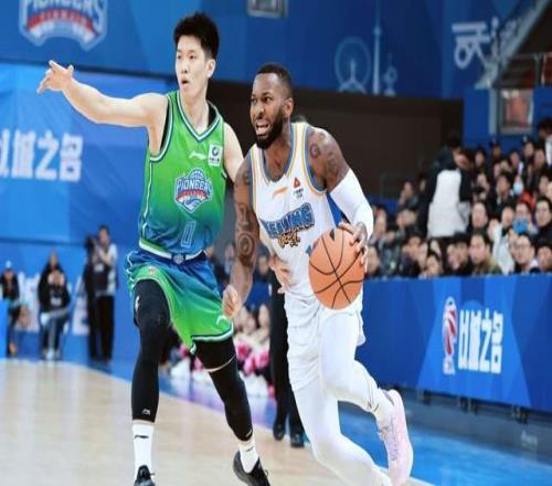 CCTV5直播！北京VS青島勝負難料，外援差距大，許利民恐遭滑鐵盧