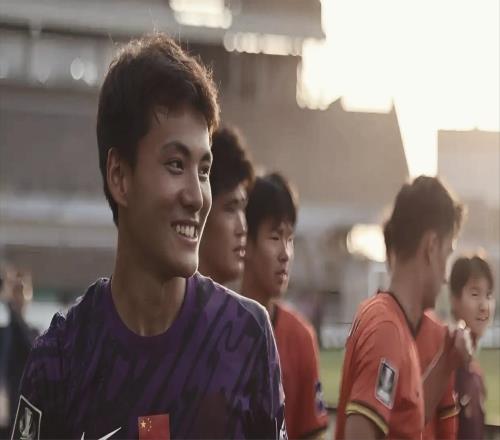 天天炒作李昊留洋，為了流量臉都不要了