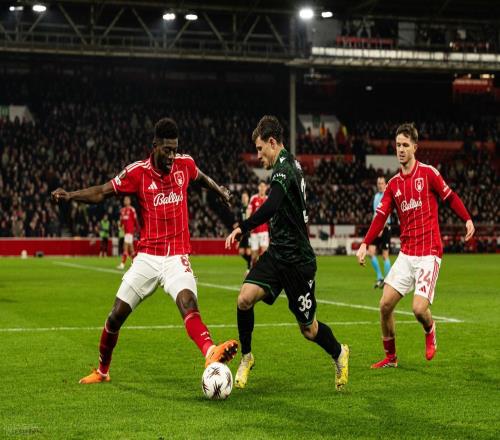 英超：水晶宮士氣低迷，諾丁漢森林搶分無憂諾丁漢森林VS水晶宮