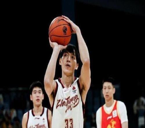 唉！單節(jié)6分，三分37中7，3名國字號18中0，名記根本不像職業(yè)隊