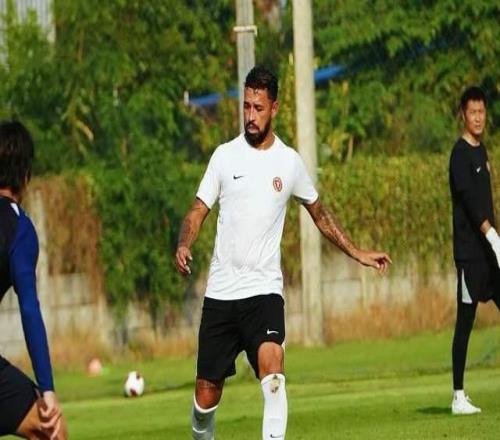 邦本帶替補(bǔ)，遼寧鐵人04完敗K2球隊(duì)李提香+4外援首發(fā)后腰短板