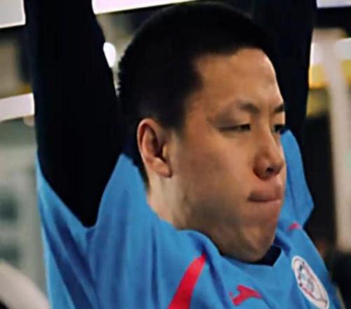 牛紅利薅走牛梓屹！阿奇姆彭無人問津，銅梁龍何不打造阿望組合