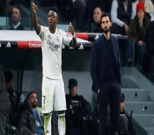 馬卡：阿韋洛亞執(zhí)教后維尼修斯已連續(xù)打滿6場，上次還是3年前