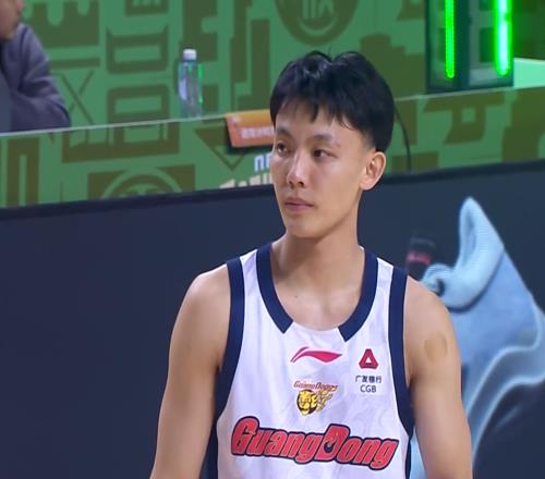 廣東記者關(guān)辛，透露徐杰的最新傷病情況