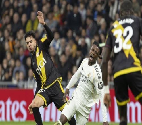 世體：卡雷拉斯近期狀態不佳，皇馬左后衛位置陷入用人困境