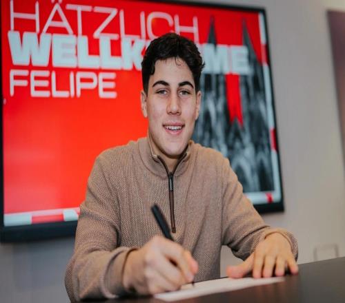 官方：拜仁18歲中場查韋斯租借加盟科隆，含買斷選項