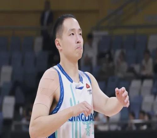 真不值頂薪，CBA開(kāi)賽至今令人失望的4位球星