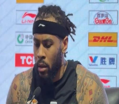 勝江蘇發布會！烏戈強調打出了風格、點出重組，莫蘭德贊烏戈能力