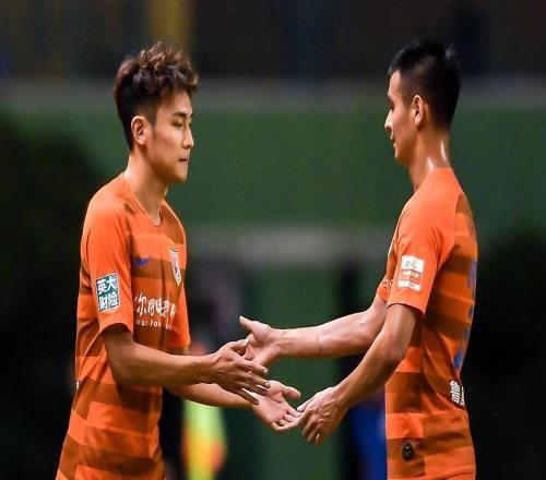 于根偉慌了津門虎深陷降級泥潭，顧不上年輕化，又簽兩名老將！