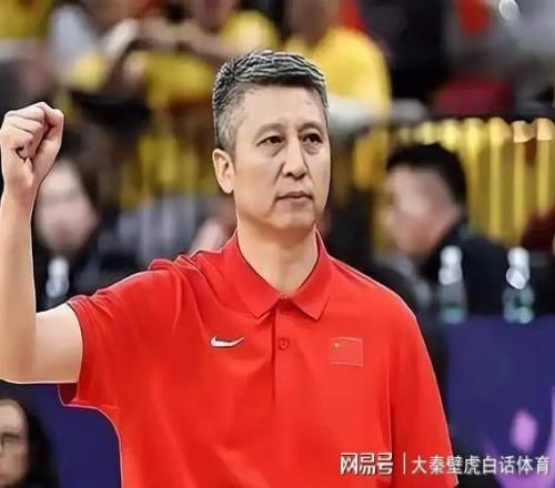 郭士強有魄力！中國男籃官宣21人名單：趙睿胡金秋領銜，周琦落選