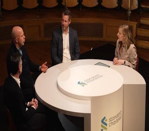 斯洛特：休斯總在我需要幫助時出現，讓我處于理想環境中工作