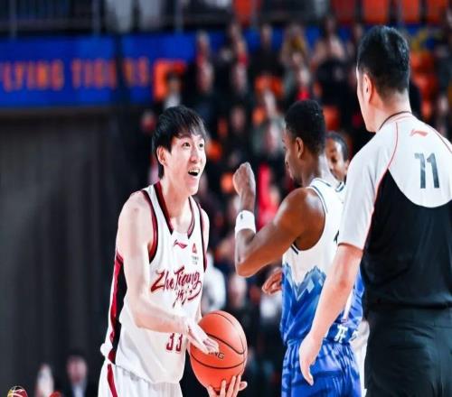 【CBA聯(lián)賽】第二十三輪第一階段收官，浙江稠州金租6159勝新疆伊力特！