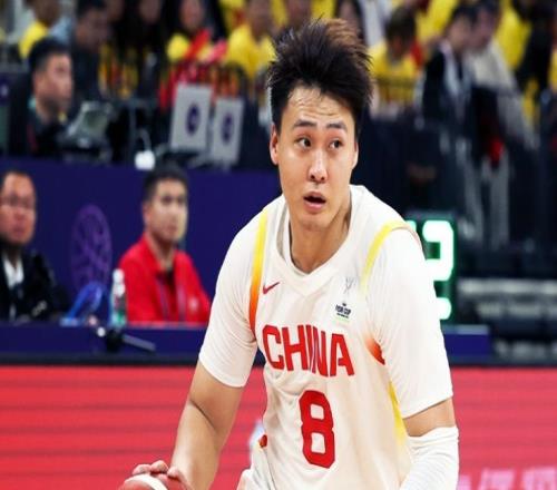 中國男籃21人集訓名單：趙睿胡金秋領銜周琦落選楊瀚森未進名單