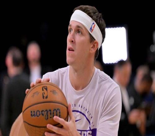 奧斯汀里夫斯會(huì)復(fù)出嗎湖人對(duì)陣籃網(wǎng)傷情報(bào)告