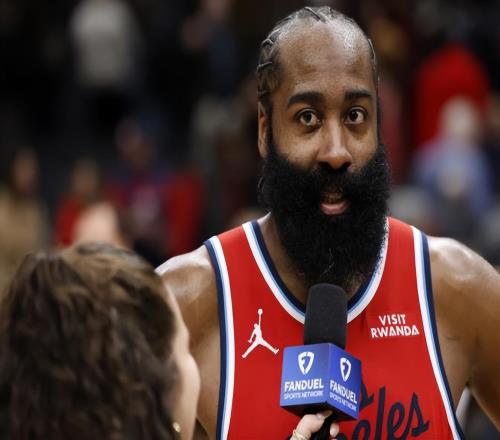 哈登加盟騎士，球隊首發出爐，聽聽媒體專家怎么評價