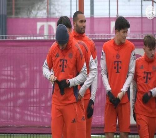 拜仁開展公開訓練，除生病的凱恩外其他所有一線隊球員均參與