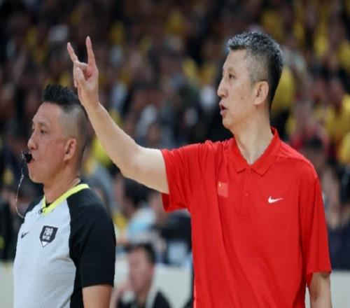 21人大名單出爐！中國(guó)男籃再度集結(jié)，真的沒(méi)退路！