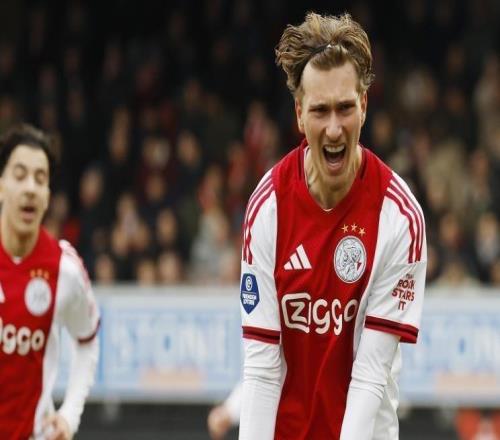 世體：巴薩正密切關(guān)注米卡古茨，賈府要價高于1500萬歐