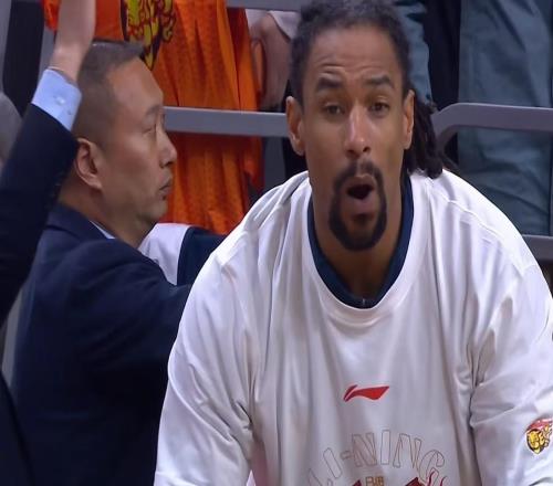 朱芳雨賭對了！CBA外援市場又一“內線大魚”，或被廣東隊搶下