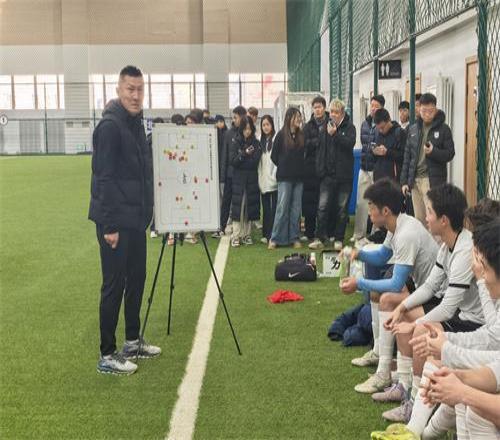 備戰東北超，同城球隊熱身！大連隊1：2英博B隊